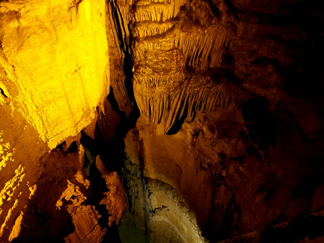 Looking down, Mammoth Cave